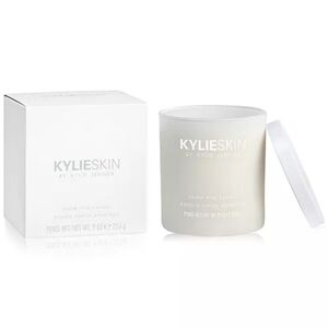 KYLIE COSMETICS/ Holiday Collection Snow Pine Candle, 9 oz. NIB